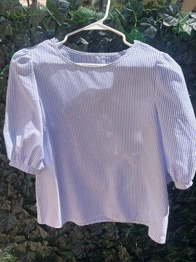 Elegant Blue & white Striped Women's Short Puff sleeve Blouse.     Size L